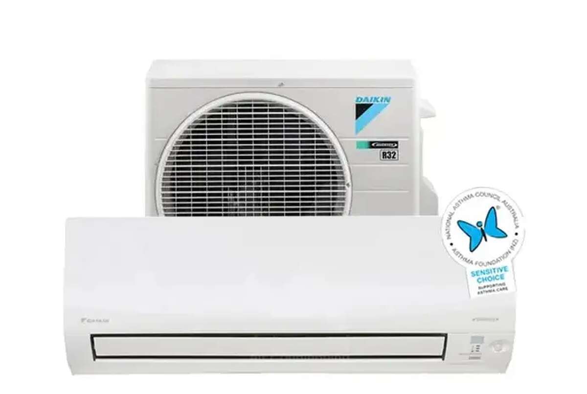 Daikin CORA 8KW XL Reverse Cyle Unit