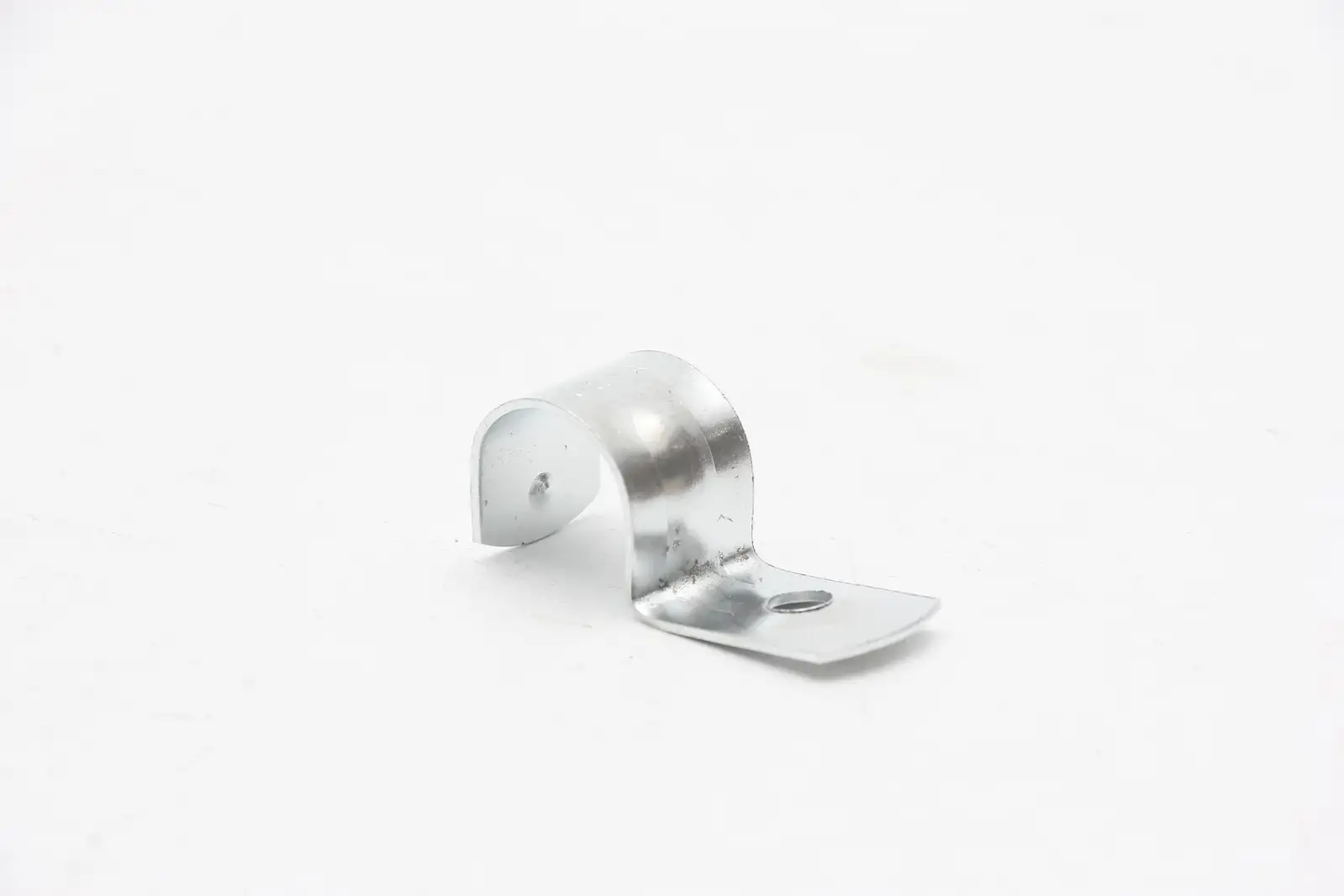 iTemp Electrical - Conduit Mounting Saddle - Half, Zinc plated metal - 40mm 45pc/box